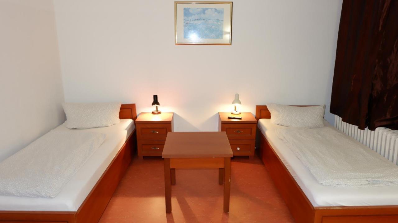 Hostel Am Kurtti Berlin Dış mekan fotoğraf